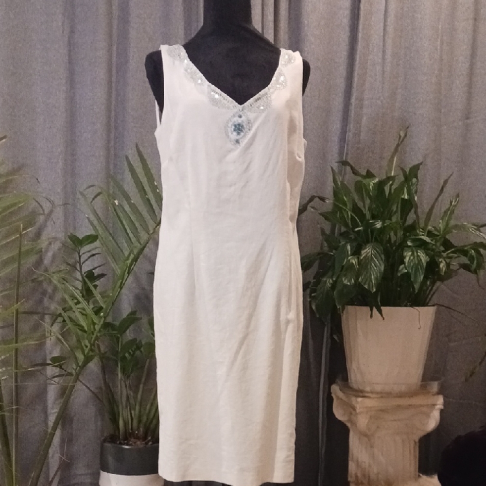 NEW Elegant Linen-like White Embellished V-Neck Dress